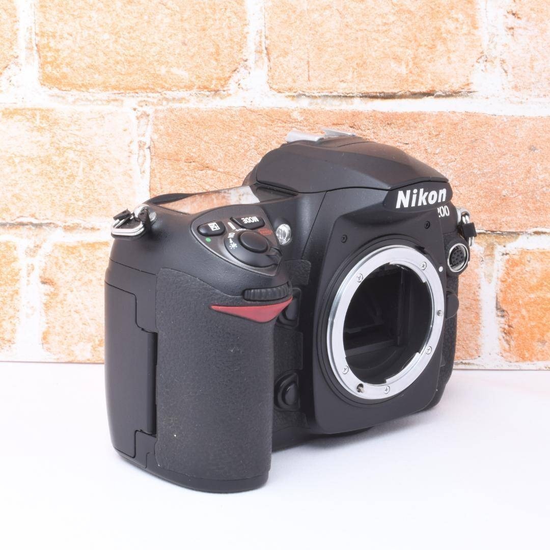✨名機✨ Nikon D200 デジタル一眼レフ 初心者〜上級者まで カメラ