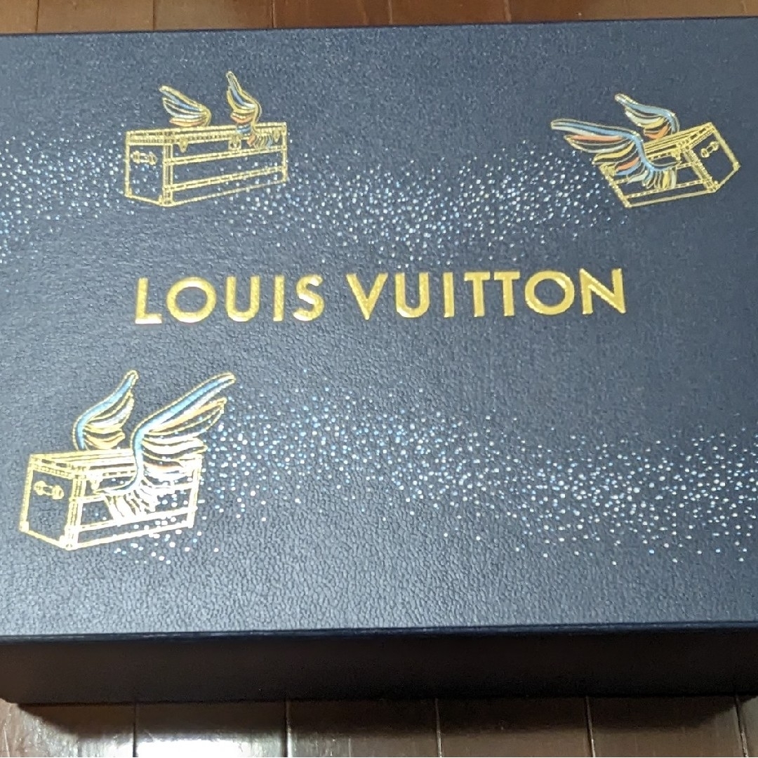 LOUIS VUITTON - ルイヴィトン 2025 ホリデー限定 ショッパー紙袋