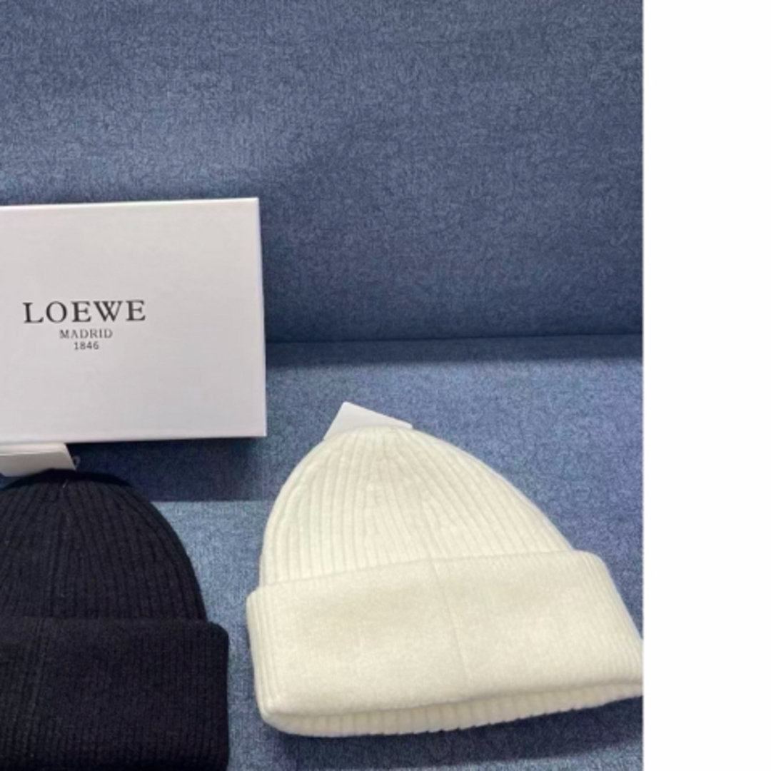 LOEWE - ニット帽 ロエベ ホワイト 白 ビーニー キャップの通販 by た