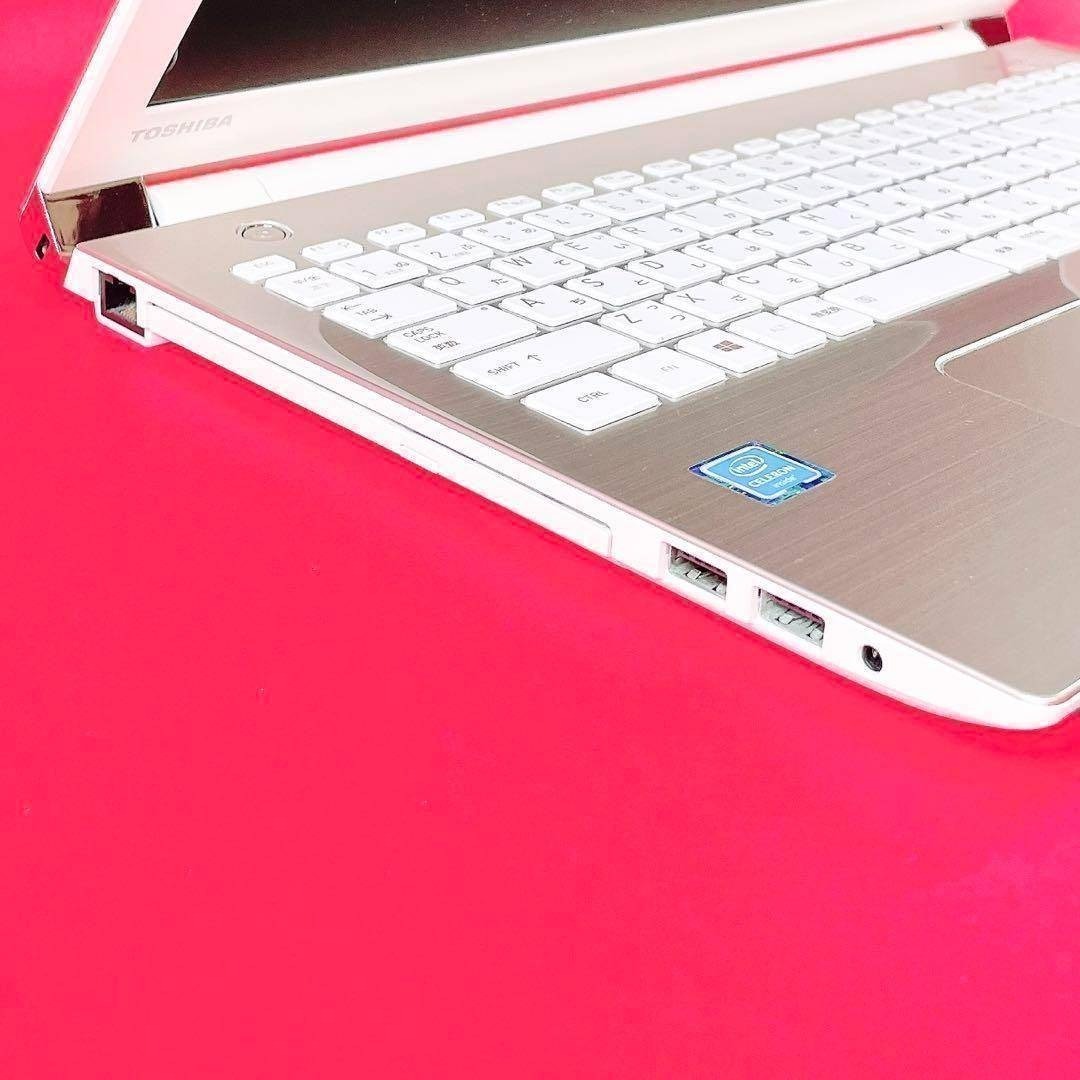 売り切れ続出‼️おしゃれゴールド薄型ノートパソコン✨️快適SSDカメラ