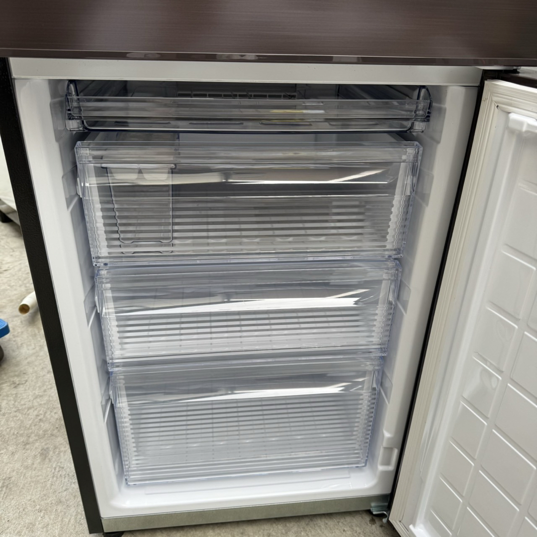 SHARP - 77⭐️2023年製☆シャープ 冷蔵庫 ブラウン 大型 2ドア 280Lの