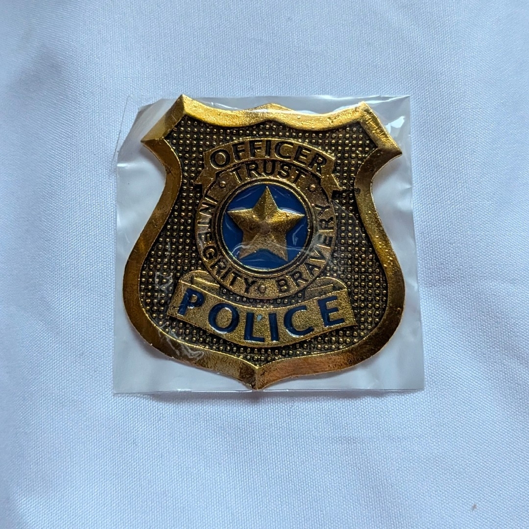Disney - ズートピア 警察バッジの通販 by ☆としこ☆'s shop