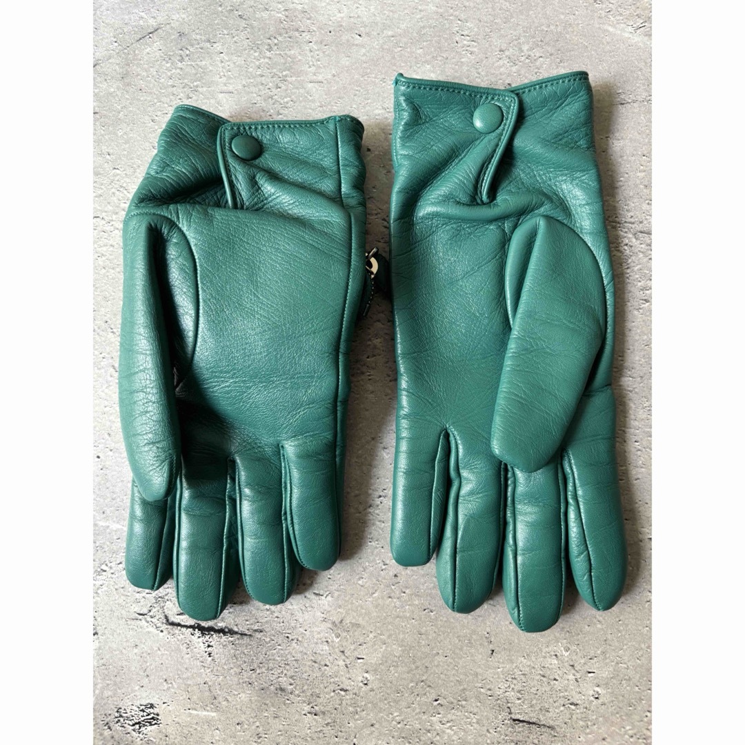 小物 00s Prada leather glove コメ兵｜プラダ PRADA GLOVE｜PRADA
