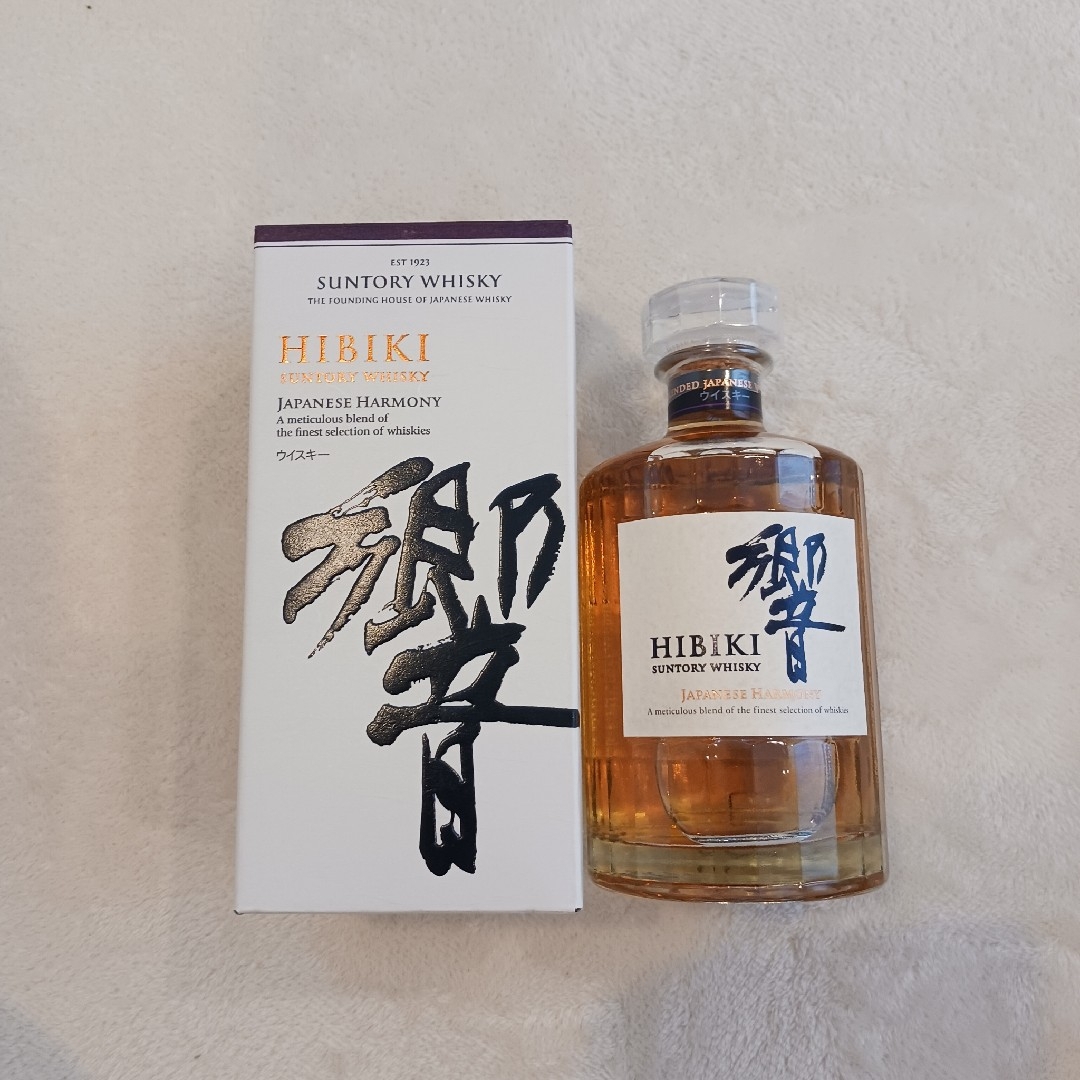 サントリー 響 700ml 箱つき｜サントリー 響17年 HIBIKI 700ml 箱あり