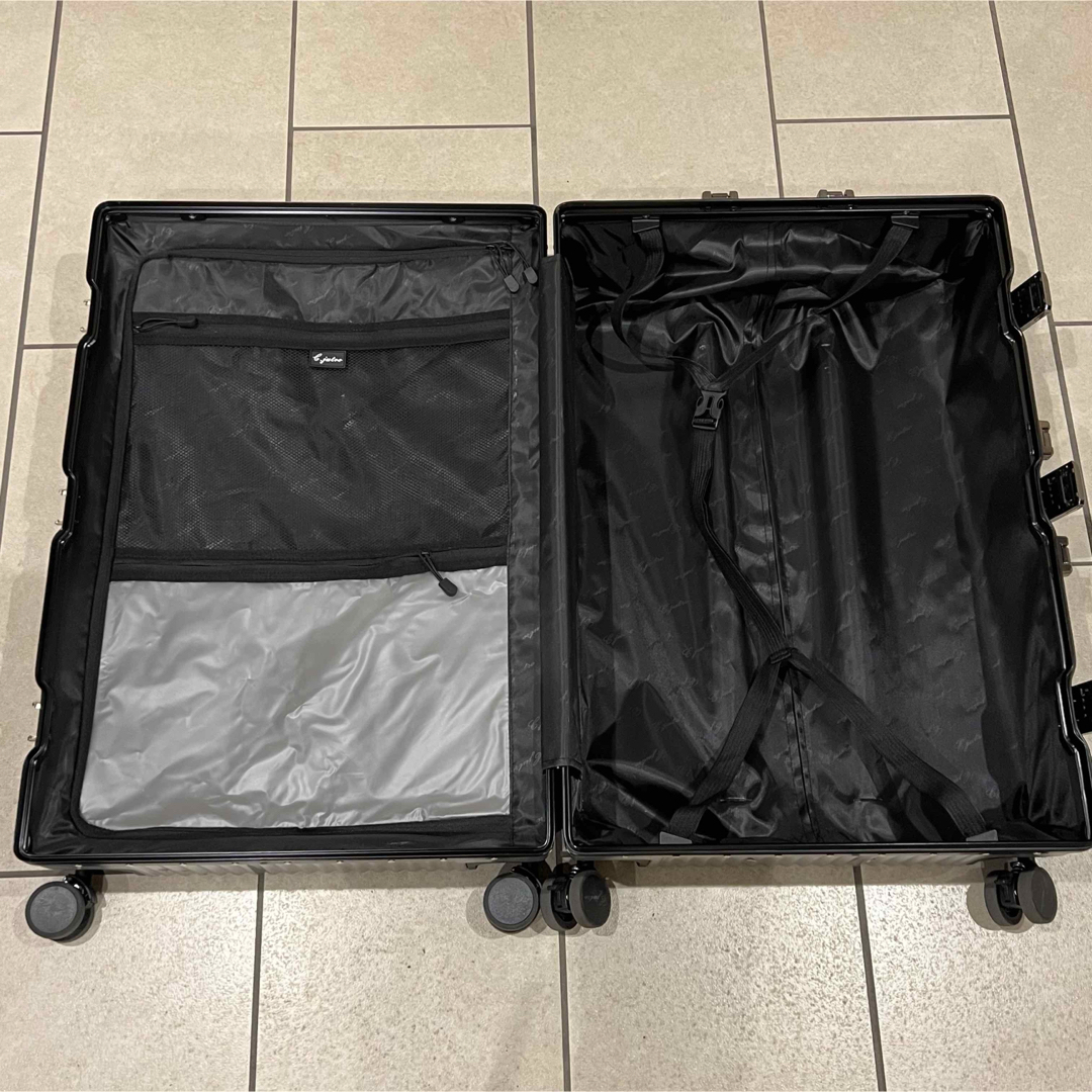 C.jutro シルバー リブデザイン キャリーケース Lサイズ 95L