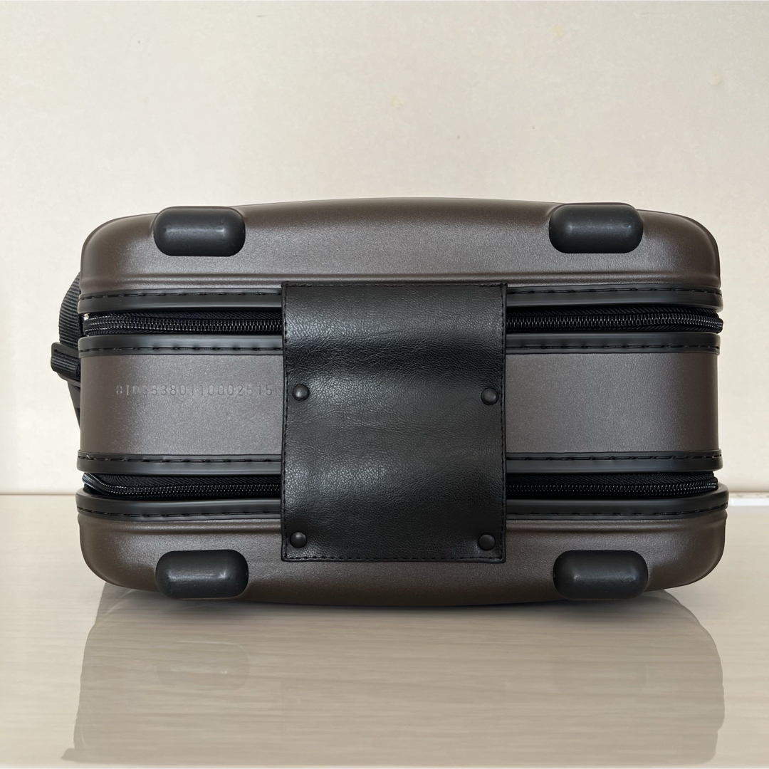 RIMOWA - 年末大幅SALE RIMOWA ビューティーケース 13L マットブラウン