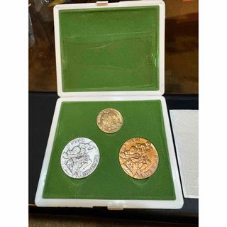 パイレーツ オブ カリビアン 純銀メダルの通販 by ヒナ｜ラクマ