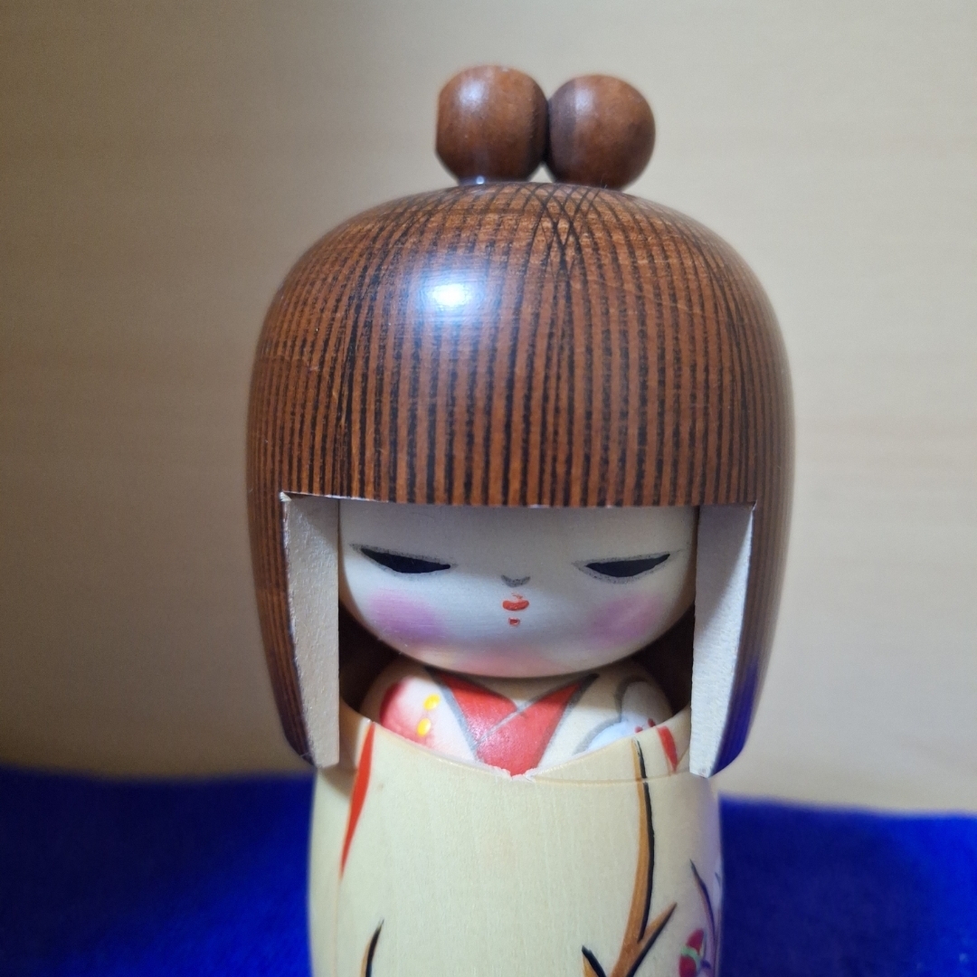 内閣総理大臣賞受賞宮川雄一作創作こけし『想い出』晃常こけし工房