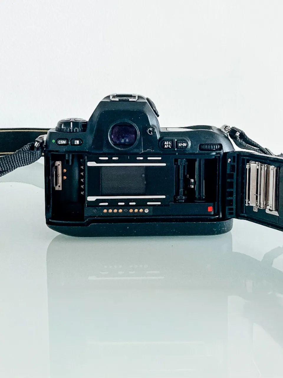 Câmera Nikon F100 - Filme 35mm - Câmeras e Filmadoras - Botafogo