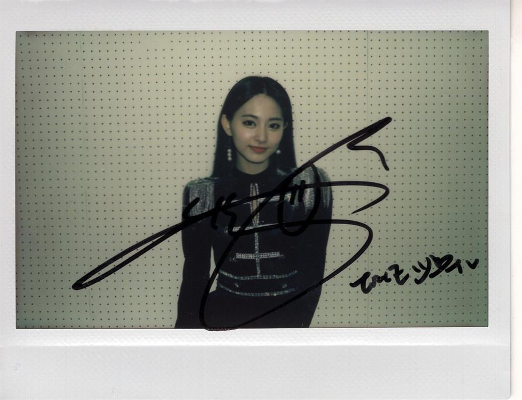 TWICE wonderland サナ 直筆サイン入り チェキ ポラロイド TWICE サナ