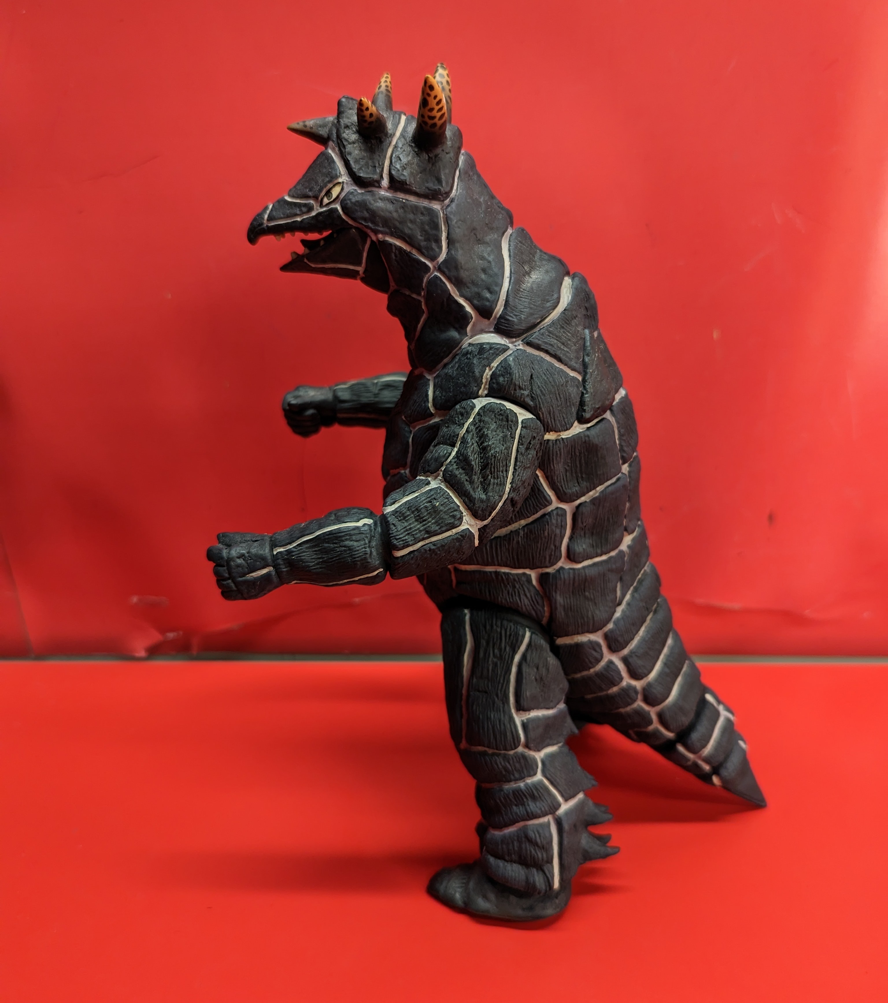 大怪獣シリーズウルトラマンドラコ再生フィギュア