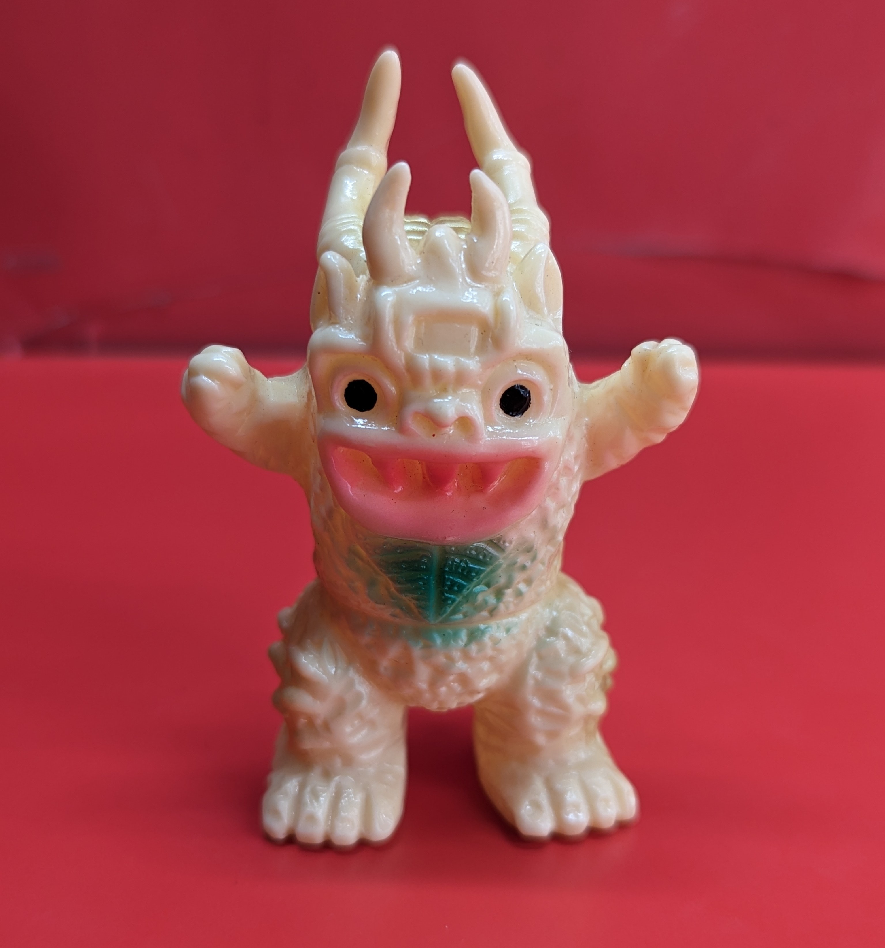 昭和当時物】□ マルサン ミクラス ソフビ / カプセル怪獣