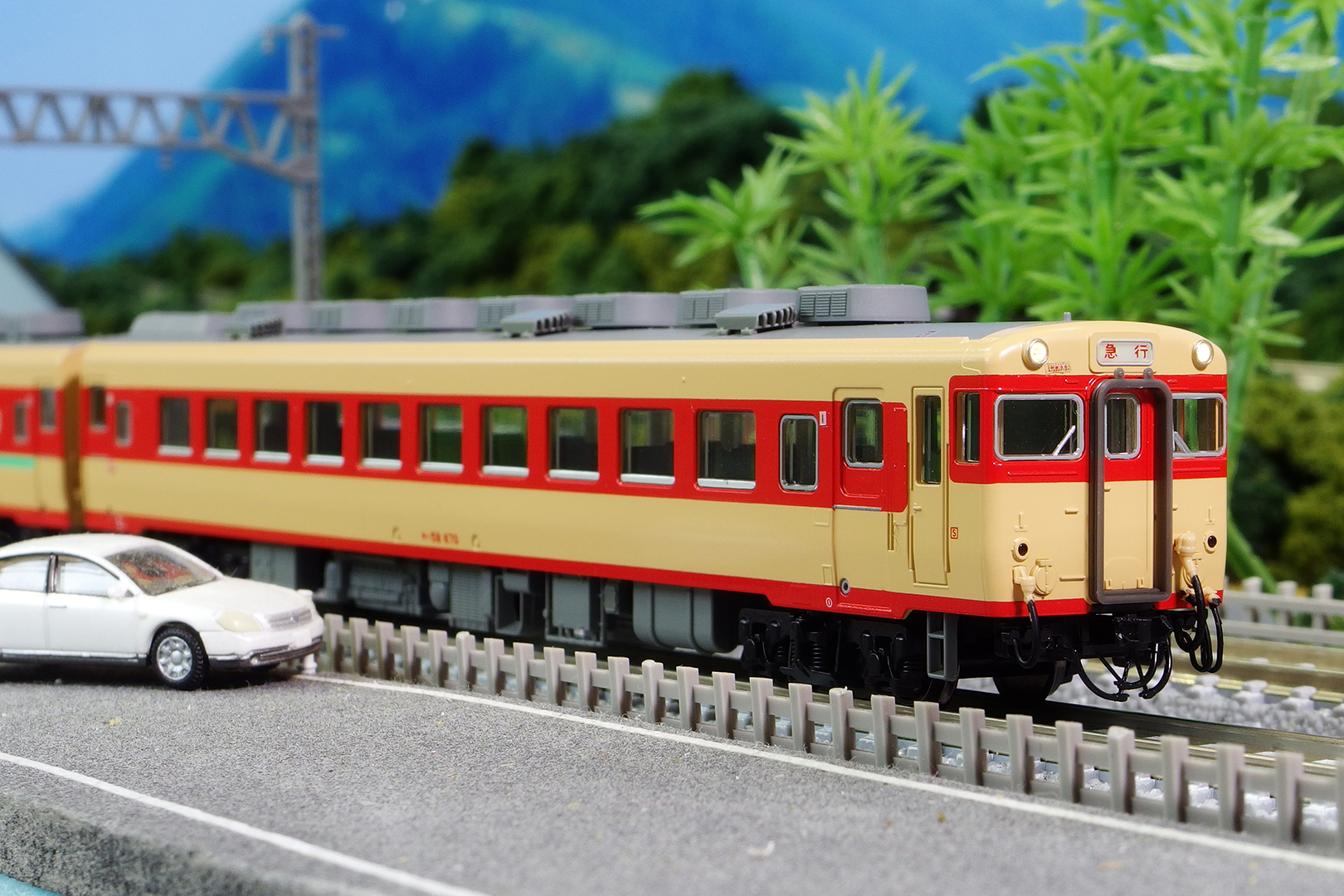 KATO 10-1464 キハ58系 4両セット KATO キハ58系 4両セット入線です