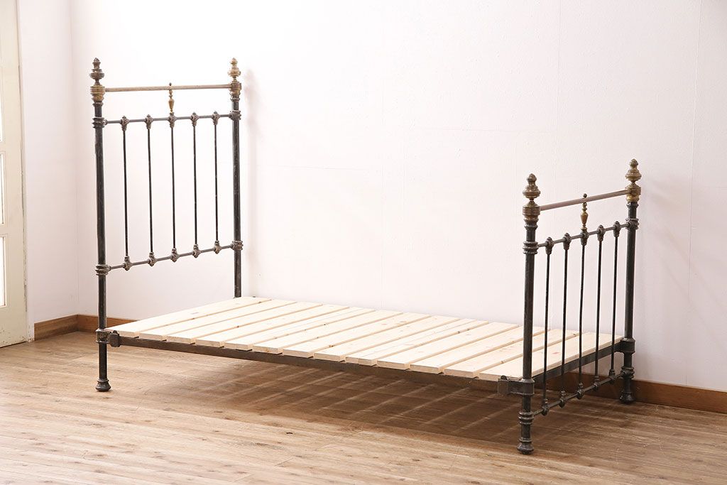 フランスアンティーク絵画♡ベッド♡フランスベッドルームに