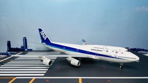 Hogan 1:200 Boeing 747-400 ANA 全日空NH20075 JA8094 的相册- 飞机