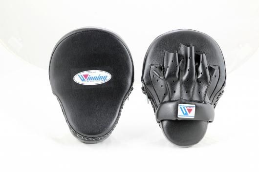 世界のトレーナーから愛される至高のミット Winning(ウイニング