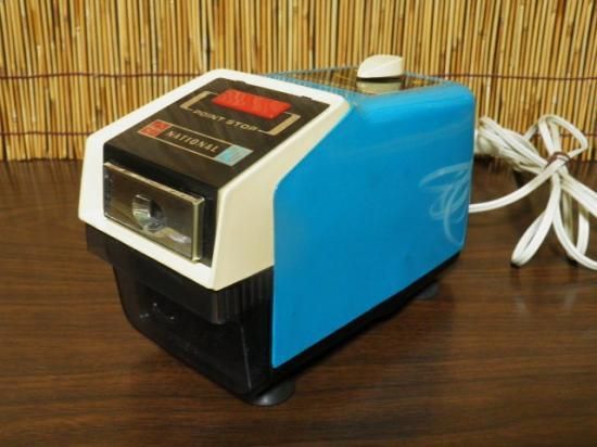 ナショナル 電気えんぴつ削り KP－20（ブルー） - 「宝の森」昭和