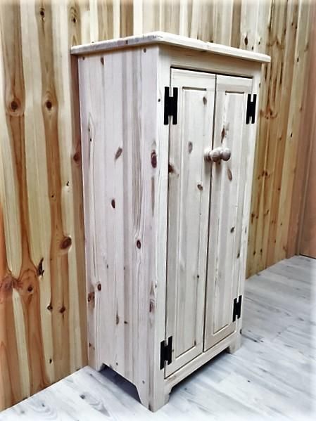 カントリー家具 ｜ キャビネット 扉付き - giraffe-ffe