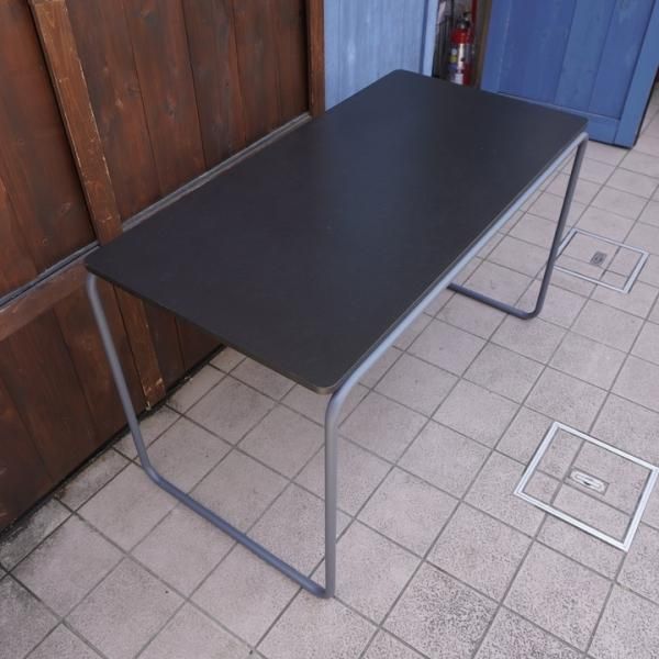 MUJI(無印良品)で取り扱われているドイツTHONET(トーネット)社の