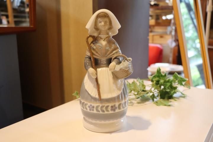 A1274-1/LLADRO/リヤドロ『スペインの女の子』陶器人形/フィギュリン