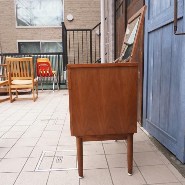 ふ*み様 emo. エモ ドレッサー ウォルナット ミッドセンチュリー