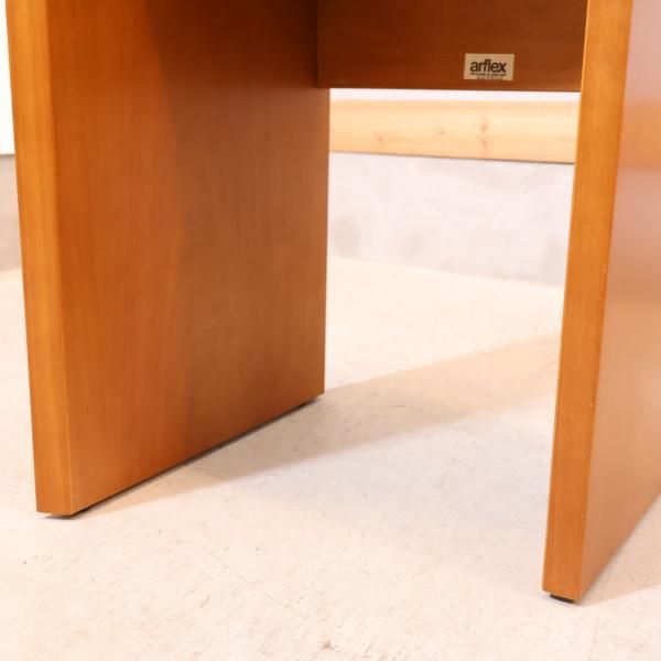 arflex PORTO サイドテーブル 引き出し付き arflex(アルフレックス)の