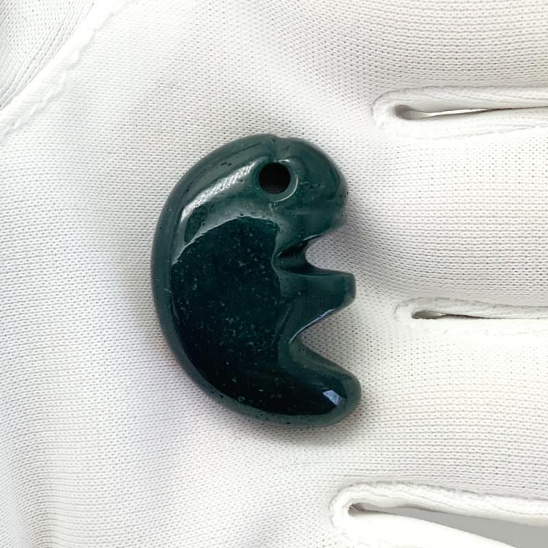 出雲石／碧玉 勾玉 中 AAA 獣型 】 出雲石 国産 花仙山 青めのう 緑 櫛