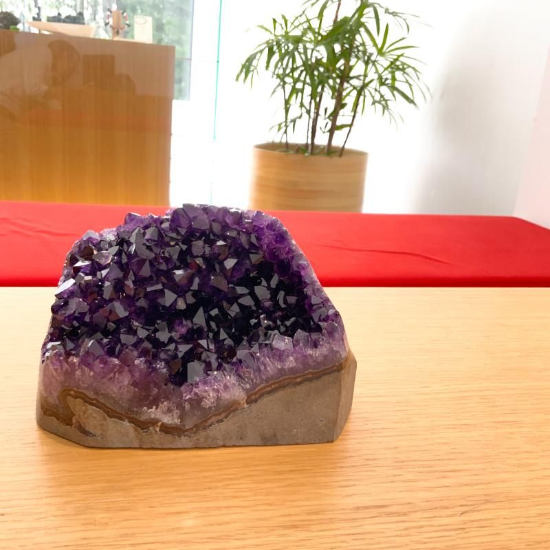 アメジストドーム 約11㎏ 幅40㎝×奥18㎝×高19㎝ 原石 紫水晶 愛の守護