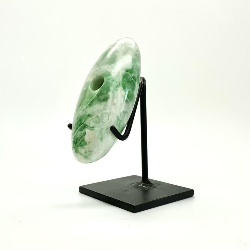 糸魚川翡翠(小滝産) 大珠 】 国産 天然石 糸魚川産翡翠 ひすい ヒスイ