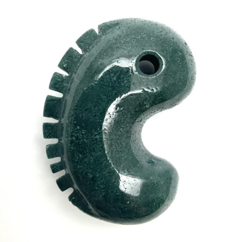 出雲石‼️碧玉‼️青石‼️勾玉‼️特大サイズ41、5mm‼️送料無料‼️破格