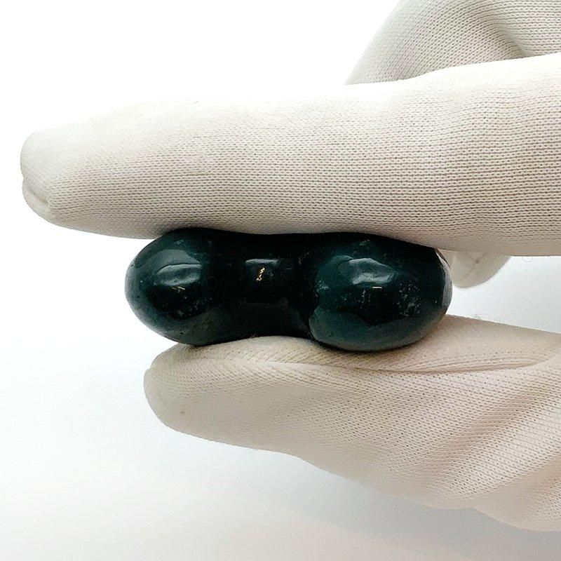 出雲石／碧玉 勾玉 大 AA 獣型 】 出雲石 国産 花仙山 青めのう 緑 鬣