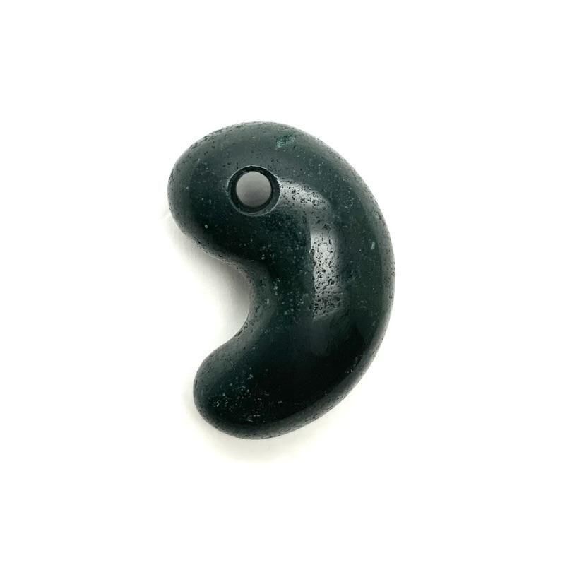 出雲石／碧玉 勾玉 中 AA 巴型 】 | めのうの店川島【公式通販】創業