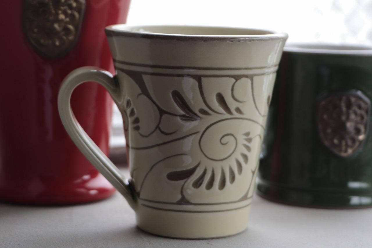 マグカップ中 - 育陶園 やちむんの窯元｜沖縄の陶器 和食器などの