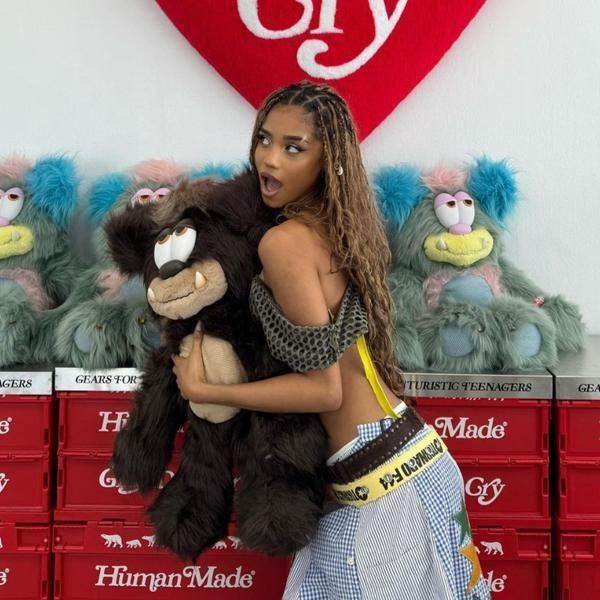 VERDY × DOVER STREET MARKET / VISTY PLUSH DOLL - GANGSTA MARKET