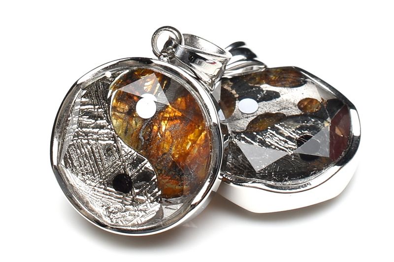 パラサイト隕石 15x15mm 六芒星 太陰太極図 ペンダントトップ 1個売り