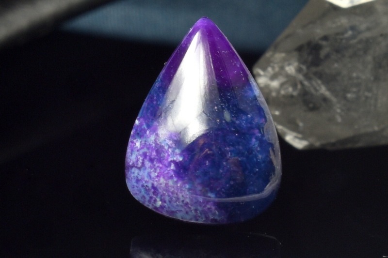 1点物】AAAA☆極上の発色 スギライト(杉石) 15x11mm ドロップ ルース