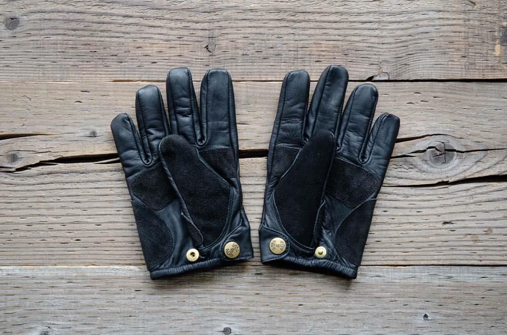 neu_in leather glove NEU_IN 23AW pleats detail leather 2541694002