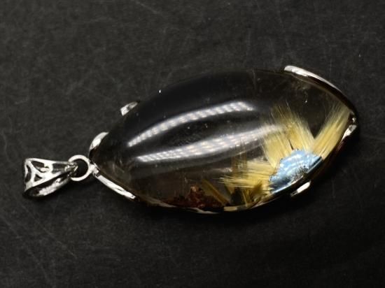 太陽ルチルクォーツ|ペンダントトップ - 高品質天然石のハンドメイド