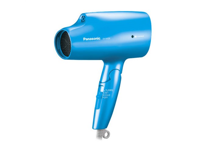 パナソニック、ドライヤー「ナノケア」の海外対応「EH-NA58」と小型