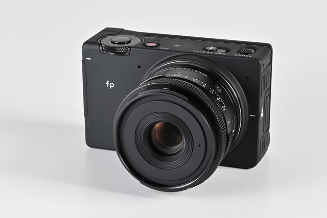 シグマ SIGMA fp 45mm F2.8 DG DN Contemporary キット 価格比較