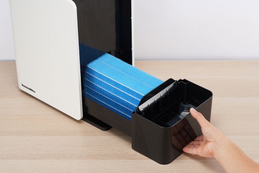 加湿フィルターも水トレイも洗わなくていい！ ダイニチのハイブリッド