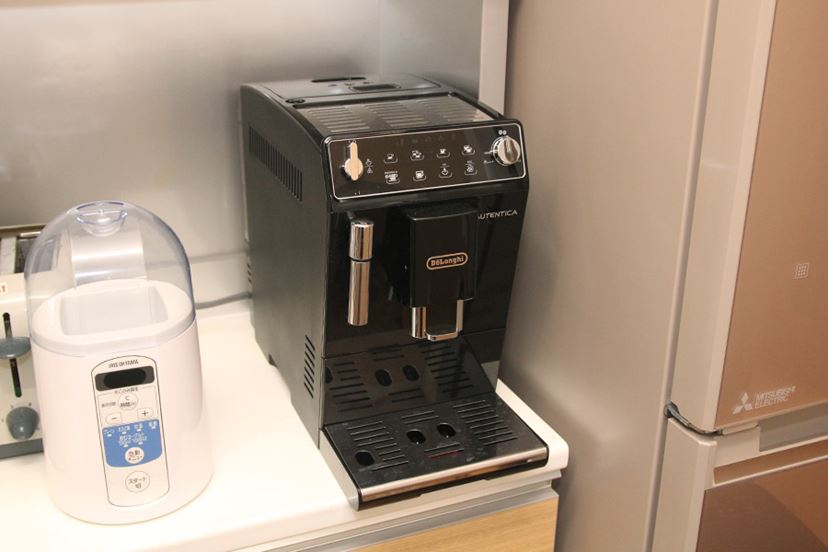 DeLonghi AUTENTICA オーテンティカ 全自動コーヒーマシン