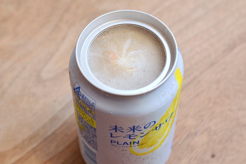 爆売れ必至！ 世界初の本物レモン入り「未来のレモンサワー」2種を飲み