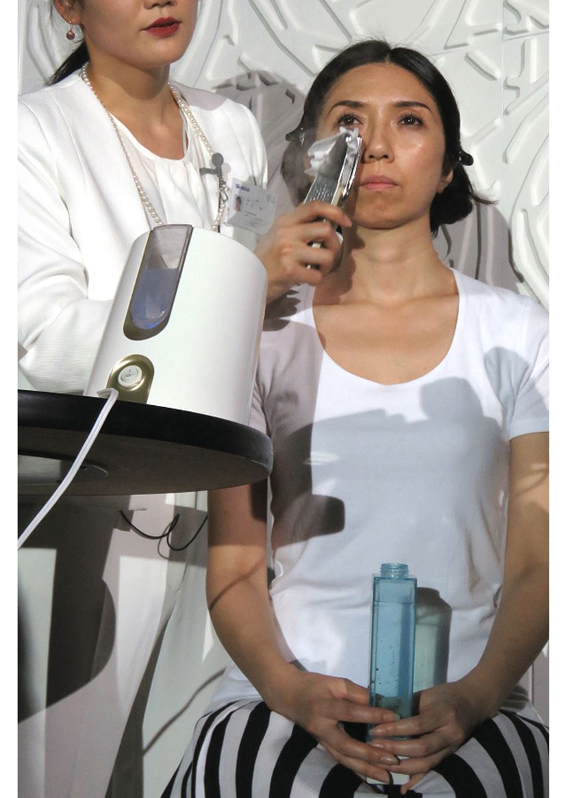 体験！ できたての水素水を浴びて、飲んでエイジングケアする「ピュア