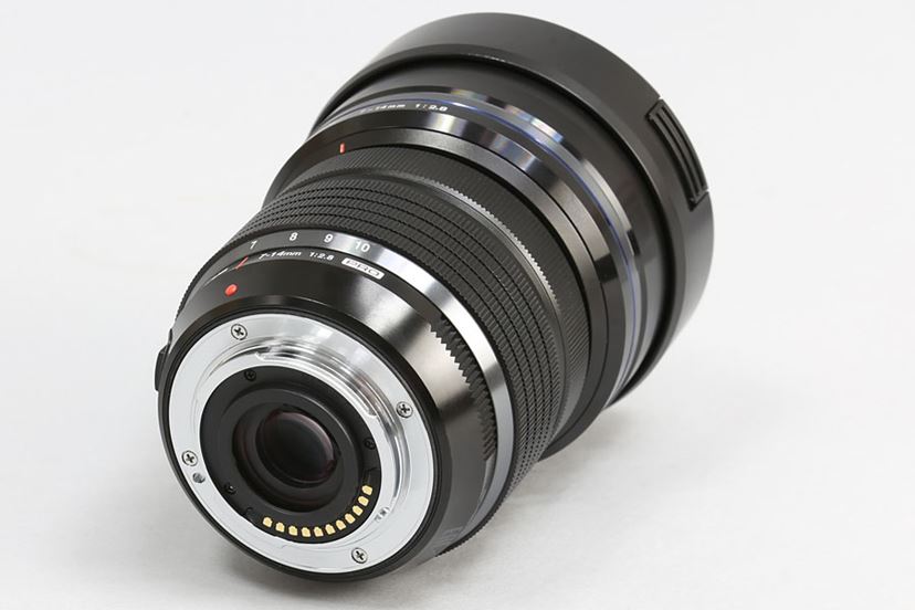 オリンパスの大口径・広角ズームレンズ「M.ZUIKO DIGITAL ED 7-14mm F2