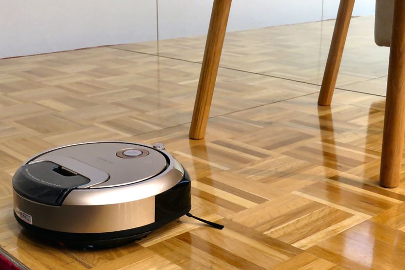 幅25cm！ 「小さい」が新機能の日立ロボット掃除機をチェックしてきた