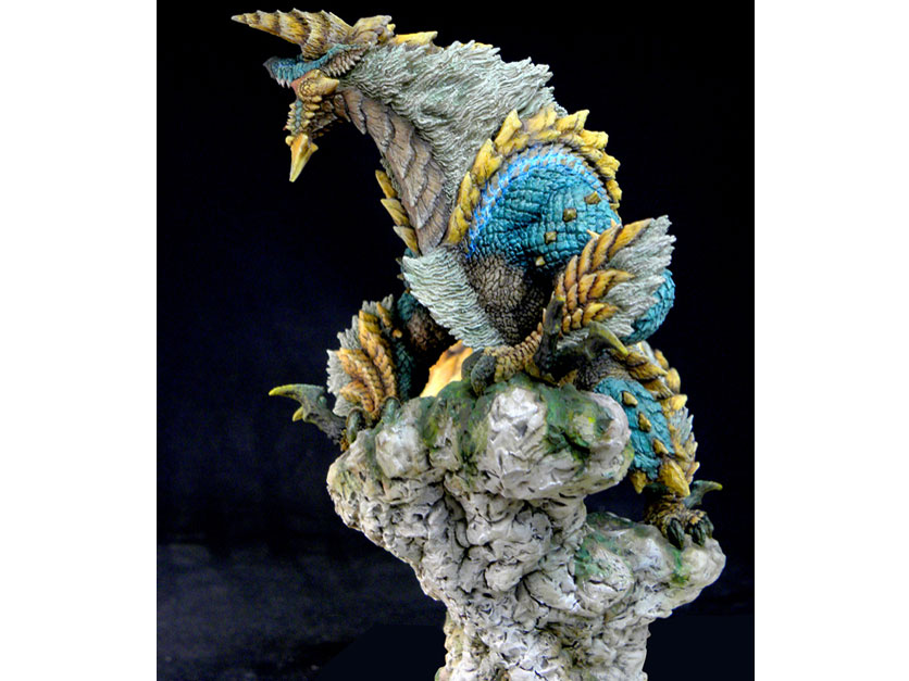 モンスターハンター ジンオウガ フィギュア 雷狼竜 LED点灯 特大サイズ