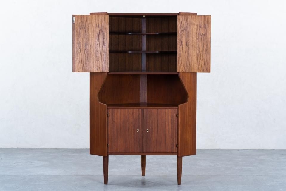 コーナーキャビネット チーク | 北欧家具 haluta (ハルタ)