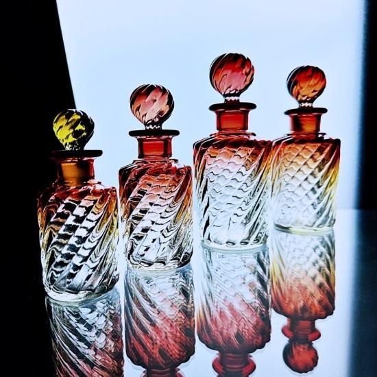 薔薇色のオールドバカラ バンブーの香水瓶 大#26【1916年】 - Baccarat