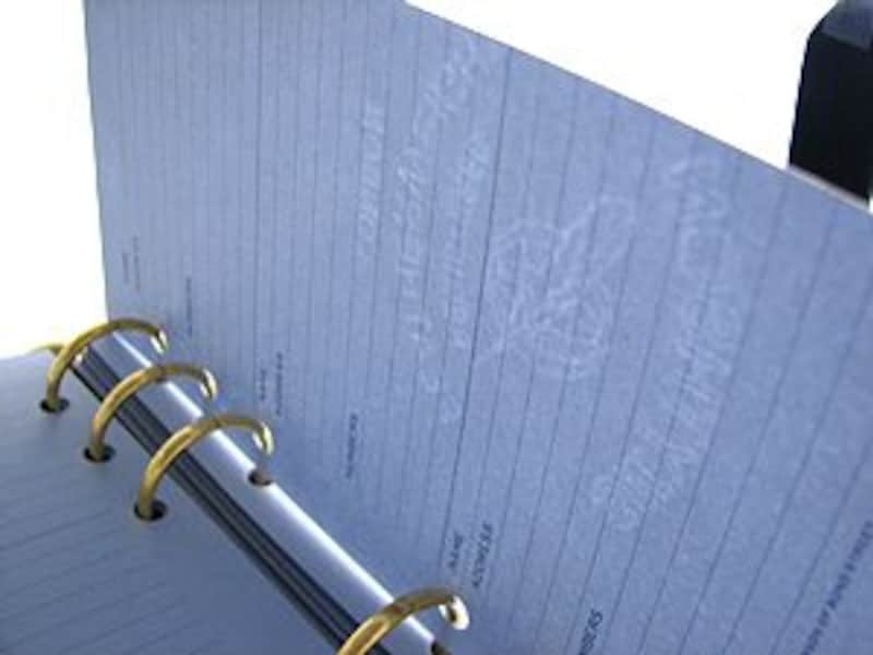 羽根のような紙を使った英国王室御用達手帳 [男のこだわりグッズ] All